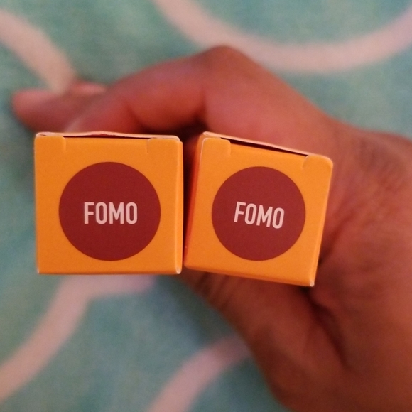 Liquid Lipstick In Fomo(color) - Picture 2 of 3